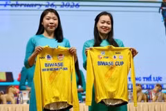 The two most prestigious jerseys of the two tournaments (Photo: nhandan.vn)
