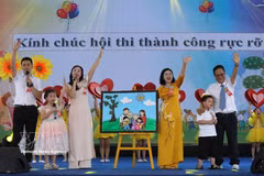 Teams compete in the “Talented Family” contest at the 2026 Bac Ninh Family Festival. (Photo: VNA)