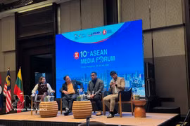 Panelists at the discussion session of the 10th ASEAN Media Forum (AMF 2026). (Photo: VNA)
