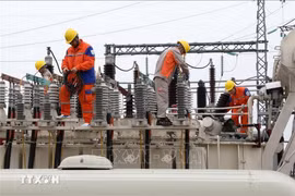 Bac Ninh province still has 29,400 customers without electricity. (Photo: VNA)