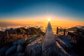 The peak of Mount Fansipan - "Roof of Indochina" (Photo: Sun Group)