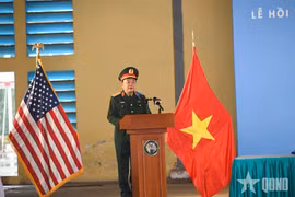 Vietnamese Deputy Minister of National Defence Sen. Lieut. Gen. Hoang Xuan Chien speaks at the event. (Photo: VNA)