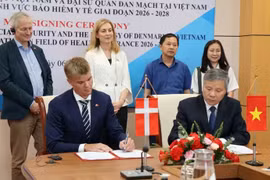 At the MoU signing ceremony (Photo: VietnamPlus)