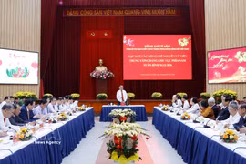 An overview of Party General Secretary To Lam's meeting with former members of the Party Central Committee from southern provinces and cities in Ho Chi Minh City on February 9. (Photo: VNA)