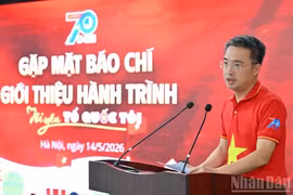 Secretary of the Ho Chi Minh Communist Youth Union Central Committee and VYF President Nguyen Tuong Lam addresses the event (Photo: VNA)
