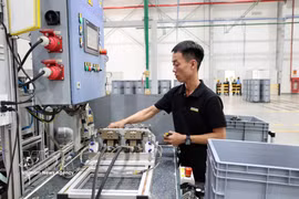 Germany’s Karcher Group puts its cleaning equipment manufacturing plant into operation at the the Tam Hiep Port and Logistics Industrial Park in Nui Thanh commune, Da Nang city (Photo: VNA)