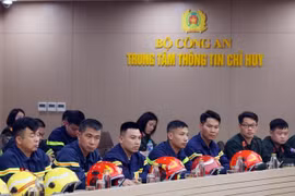 The Ministry of Public Security has deployed a 26-member emergency response team to Myanmar to assist the country in search and rescue efforts (Photo: VNA)