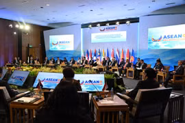 At an interface meeting between ASEAN foreign ministers and AICHR representatives (Photo: MoFA)