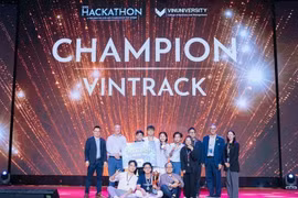 The winning team of the Asian Hackathon for Green Future 2025. (Photo: VinUni University)