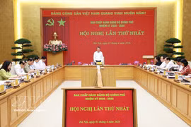 Secretary of the Government Party Committee and Prime Minister Le Minh Hung chairs the first meeting of the Government Party Committee for the 2025-2030 term on June 3. (Photo: VNA)
