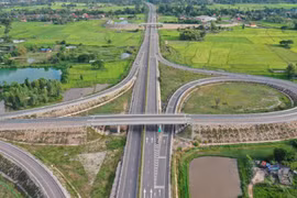 The Lao government and Phongsavanh Group agree to conduct a feasibility study and prepare a techno-economic report within 24 months (Photo: https://laotiantimes.com/)