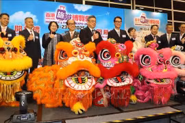 The Consulate General of Vietnam in Hong Kong and Macau opens a booth to promote Vietnam's tourism at the Hong Kong Holiday and Travel Expo 2025. (Photo: VNA)