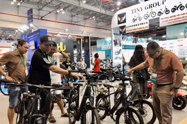 Vietnam Cycle Expo 2025 attracts a large number of visitors (Photo: VNA)