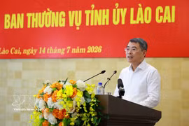 Prime Minister Le Minh Hung addresses a working session with the Lao Cai provincial Party Committee's Standing Board in Yen Bai ward on July 14, 2026. (Photo: VNA)