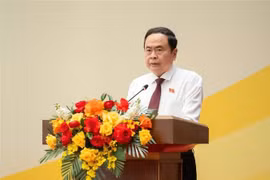 NA Chairman Tran Thanh Man speaks at the meeting. (Photo: VNA)