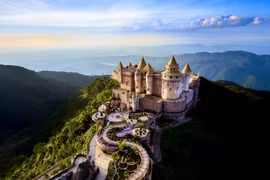The Sun World system nationwide, featuring many iconic tourism landmarks. (Photo courtesy of Sun Group)