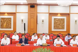 Party General Secretary To Lam (front, centre), who is also Secretary of the Central Military Commission, addresses the working session with the Standing Board of the Central Military Commission on August 25. (Photo: VNA)