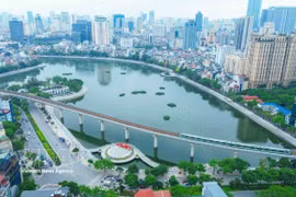 A corner of Hanoi. Real estate is the sector which attracts the largest share of planned private investment. (Photo: VNA)