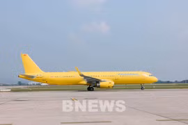 Vietravel Airlines officially takes delivery of an Airbus A321 aircraft in Noi Bai International Airport on October 27 (Photo: VNA)