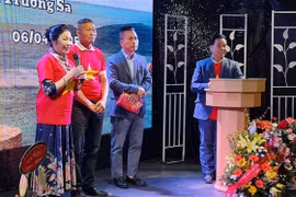 President of the Truong Sa Club Bui Thu Minh speaks at the event. (Photo: VNA)