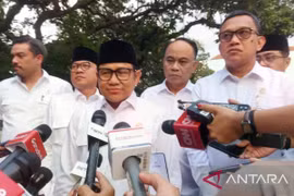 Indonesia's Coordinating Minister for Community Empowerment Muhaimin Iskandar makes a press statement at the Bogor Presidential Palace, West Java, on January 3 (Photo: Antara)