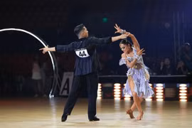 Phan Hien and Thu Huong, the most decorated dancesport pair in Vietnam, will compete in the DanceSport Festival 2026. (Photos courtesy of Khanh Thi) 