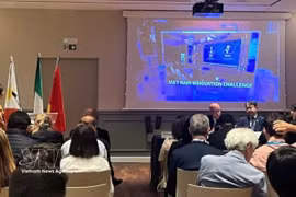 At the Vietnam–Italy Technology Connectivity Seminar. (Photo: VNA)
