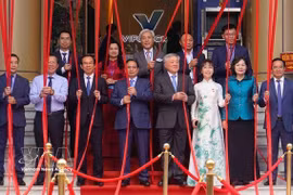 At the inauguration ceremony of the headquarters of the operating agency of the Vietnam International Financial Centre in Ho Chi Minh City. (Photo: VNA)