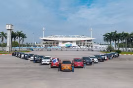 For the second consecutive year, VinFast has led the Vietnamese automotive market, with a record sales figure of 175,099 vehicles in 2025. (Photo: VNA)