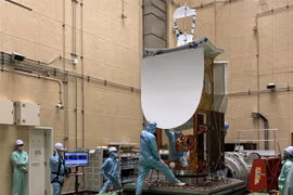 LOTUSat-1 was manufactured in Japan. (Photo: baochinhphu.vn)