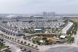 Vietnam is among the 10 most improved in real estate market transparency, alongside Poland, Thailand, Australia, Qatar, the Republic of Korea, India, Saudi Arabia, Dubai and Abu Dhabi. (Photo: VNA)