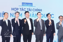Speakers at the Vietnam – RoK Financial Cooperation Forum. (Photo: VNA)