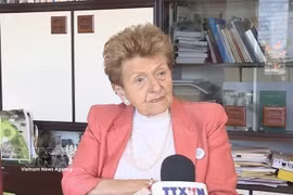 Helene Luc, French Honorary Senator and Honorary President of the France–Vietnam Friendship Association, grants an interview to the Vietnam News Agency. (Photo: VNA)