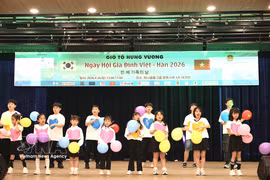 Children from Vietnamese-Korean multicultural families perform at the 2026 Vietnam-RoK Family Festival. (Photo: VNA)