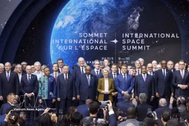 General Secretary of the Communist Party of Vietnam (CPV) Central Committee and President To Lam and delegates attend the International Space Summit in Paris, France, on September 10 (Photo: VNA)
