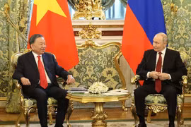 General Secretary of the Communist Party of Vietnam Central Committee and President To Lam meets with Russian President Vladimir Putin in Moscow on September 9, 2026. (Photo: VNA)