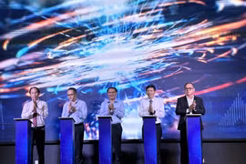 Delegates at the launch of the digital transformation project for small and medium-sized enterprises for 2026–2030 in Ho Chi Minh City on June 30 (Photo: sggp.org.vn)