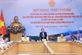Prime Minister Pham Minh Chinh chairs the 19th meeting of the State Steering Committee for National Key Transport Projects on July 31. (Photo: VNA)