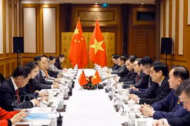 NA President meets Chinese friendship figures in Beijing