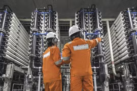 Singapore considers building 6th desalination plant