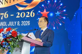 Minister of Foreign Affairs Le Hoai Trung speaks at the celebration of the 250th anniversary of the Independence Day of the US in Hanoi on July 8. (Photo: qdnd.vn)
