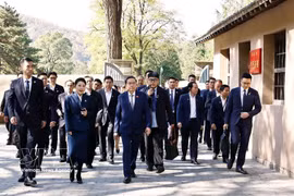 NA President Tran Thanh Man arrives at Zaoyuan revolutionary site, China’s Shaanxi province, on October 14, 2026. (Photo: VNA)