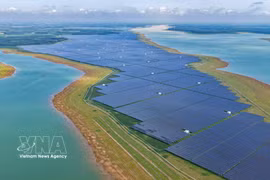 The Dau Tieng 1, Dau Tieng 2 and Dau Tieng 3 solar power plants are built on a total area of around 720 ha and once formed the largest solar power complex in Southeast Asia. (Photo: VNA)