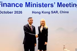 Minister of Finance Ngo Van Tuan (left) and Erin Browne, US Under Secretary of the Treasury for International Affairs, at their meeting in Hong Kong (China) on October 20, 2026. (Photo: Ministry of Finance)