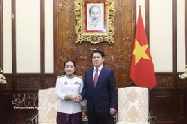 State President Luong Cuong (R) receives Cambodian Ambassador to Vietnam Touch Pharat in Hanoi on March 18. (Photo: VNA)