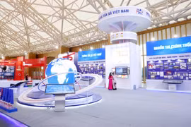 The Vietnam News Agency’s exhibition booth at the national exhibition themed “80-Year Journey of Independence – Freedom – Happiness” (Photo: VNA)