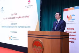  Vice President of the Ho Chi Minh National Academy of Politics Duong Trung Y speaks at the event. (Photo: VNA)
