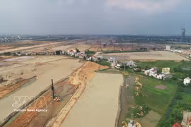 The construction site of Gia Binh International Airport in Bac Ninh province (Photo: VNA)