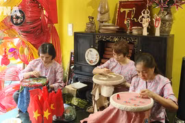 Traditional crafts find new life in contemporary Vietnam