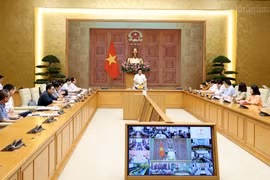 Deputy Prime Minister Nguyen Van Thang chairs the meeting on September 4. (Photo: chinhphu.vn)